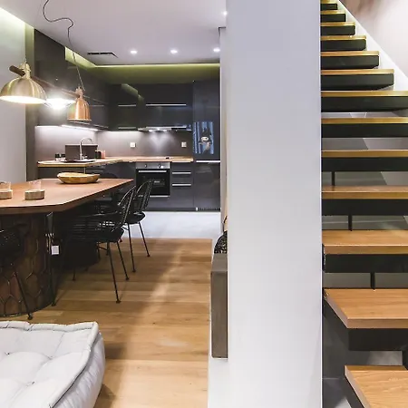 Acropolis Luxury Apartment *